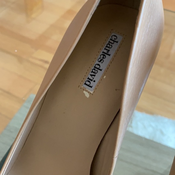 EUC Charles David classic pump - Picture 9 of 9